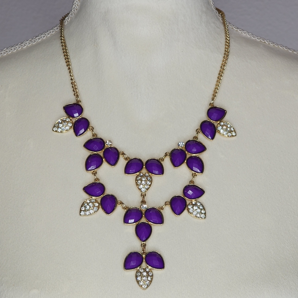 Purple and diamond teardrop stone necklace + 3 gold bracelets!!!